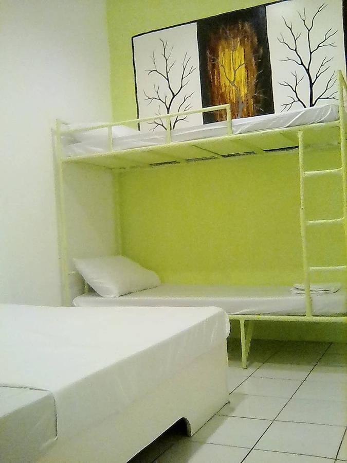 Dormitels.Ph Ermita Hostel Manila Exterior photo